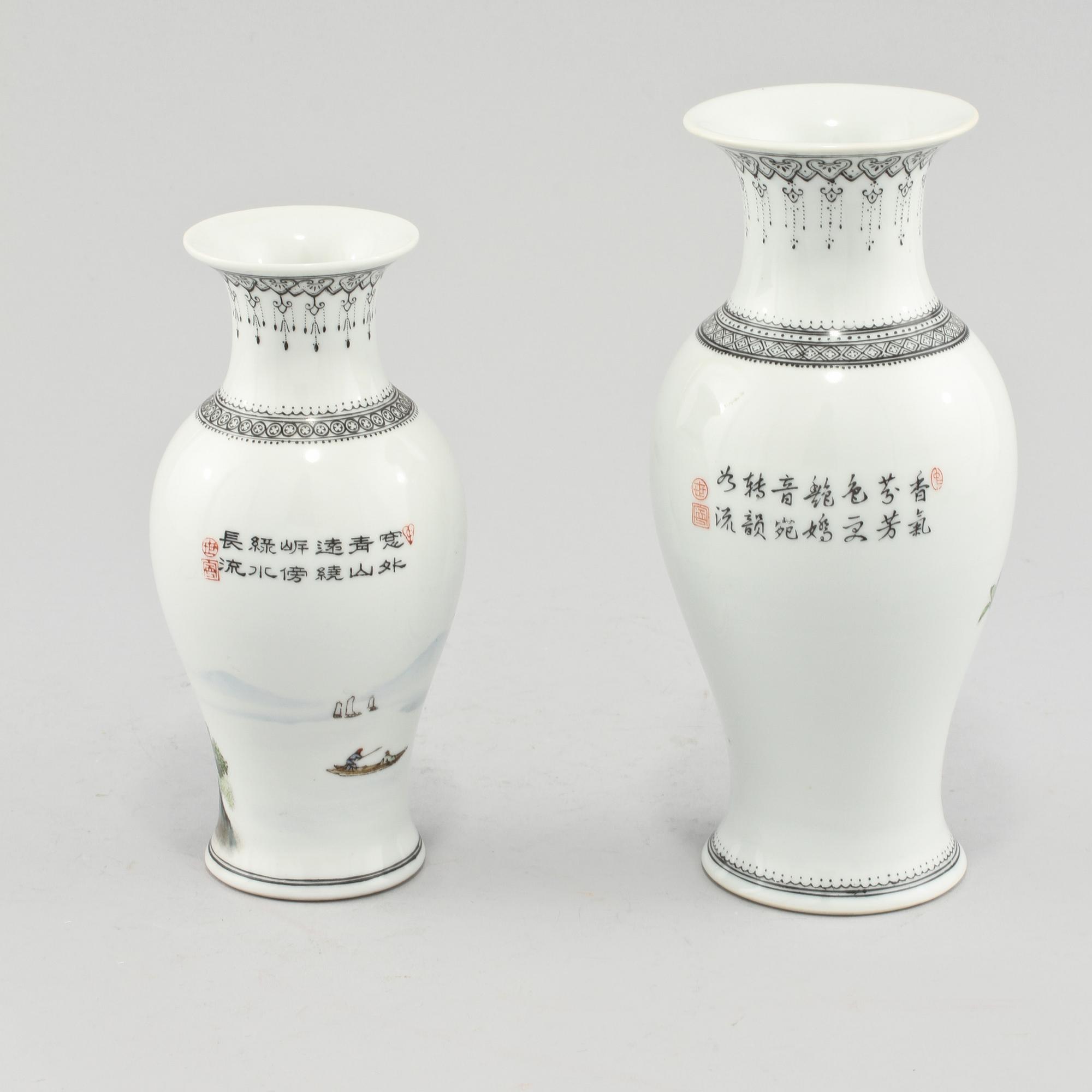 VASER, 2 st, porslin, Kina, 1900-tal.