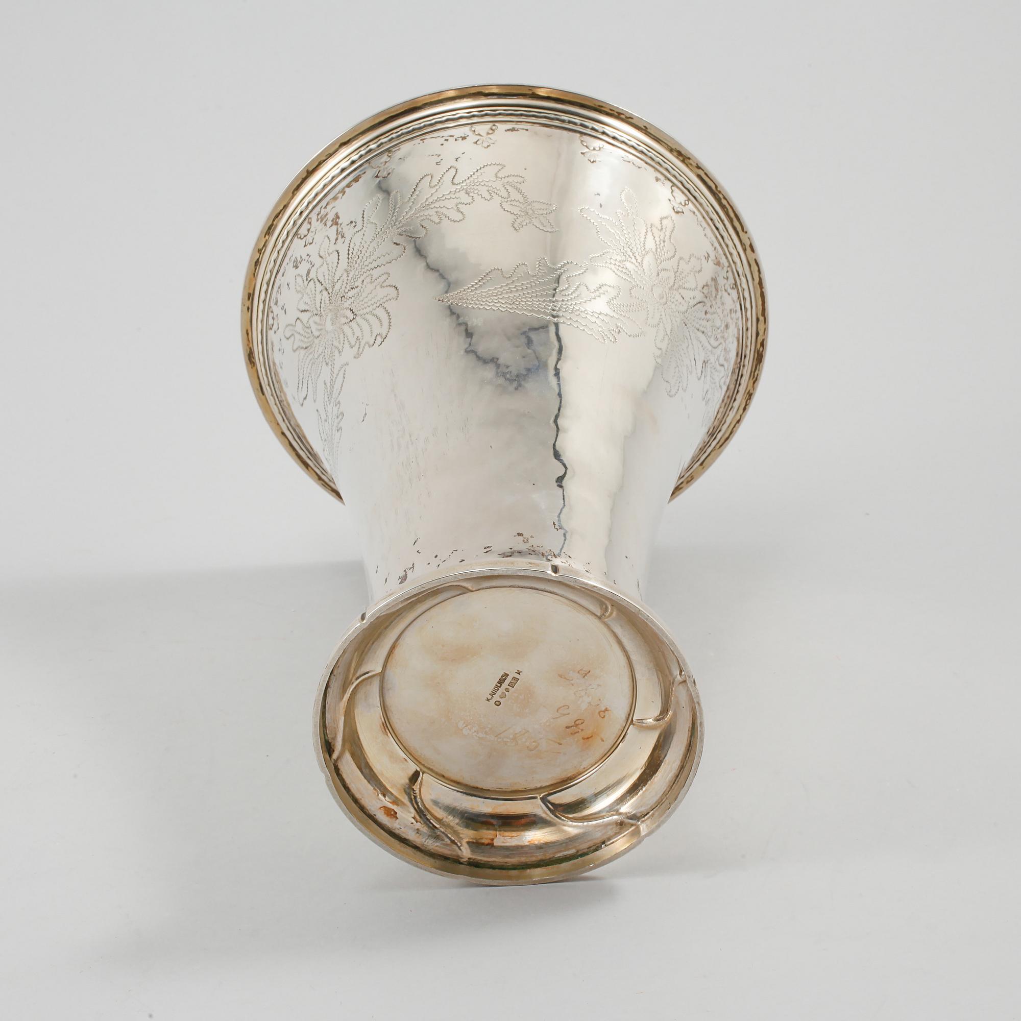 BÄGARE, silver, K Andersson, Stockholm, 1930. Vikt 490 gram.