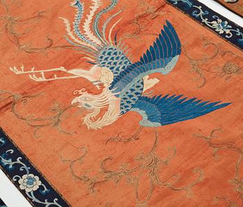 PARTI TEXTILIER, broderat siden. Qing dynastin.