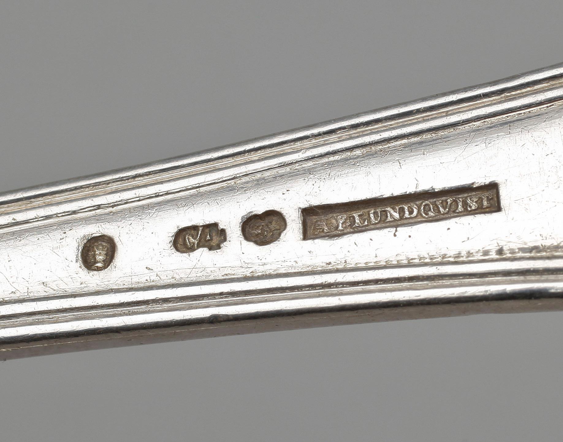 RAGUSKEDAR, 2 st, silver, bla E Nordin, Sundsvall, 1833 resp 1855. Totalvikt 269 g.