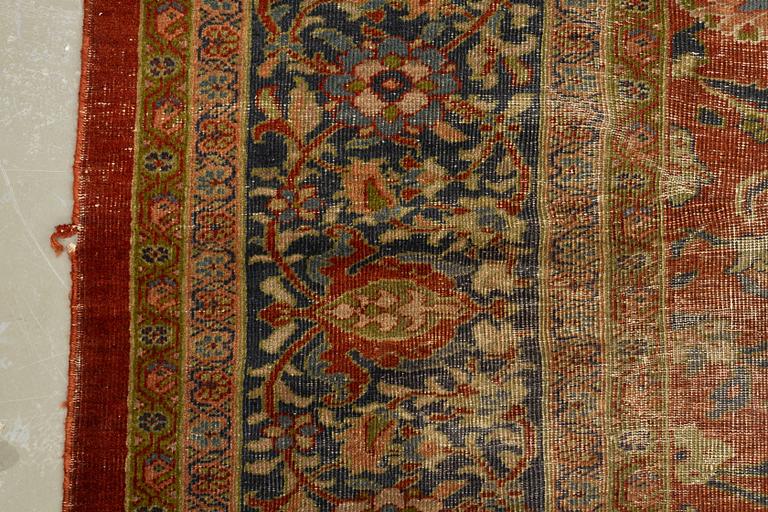 A carpet, antique Ziegler Mahal, ca 446 x 418 cm.