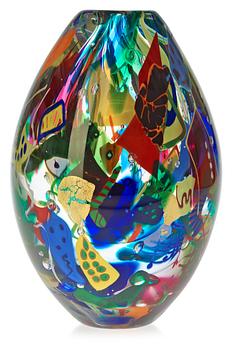 A Jan-Erik Rizman unique glass vase, Transjö, Sweden 1993.