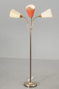 GOLVLAMPA, 3-armad, Armaturhantverk, Göteborg. 1900-talets mitt/andra hälft.