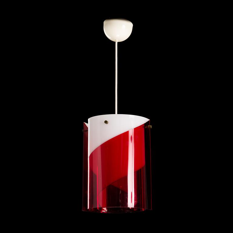 A pendant light from the 1950/60s.