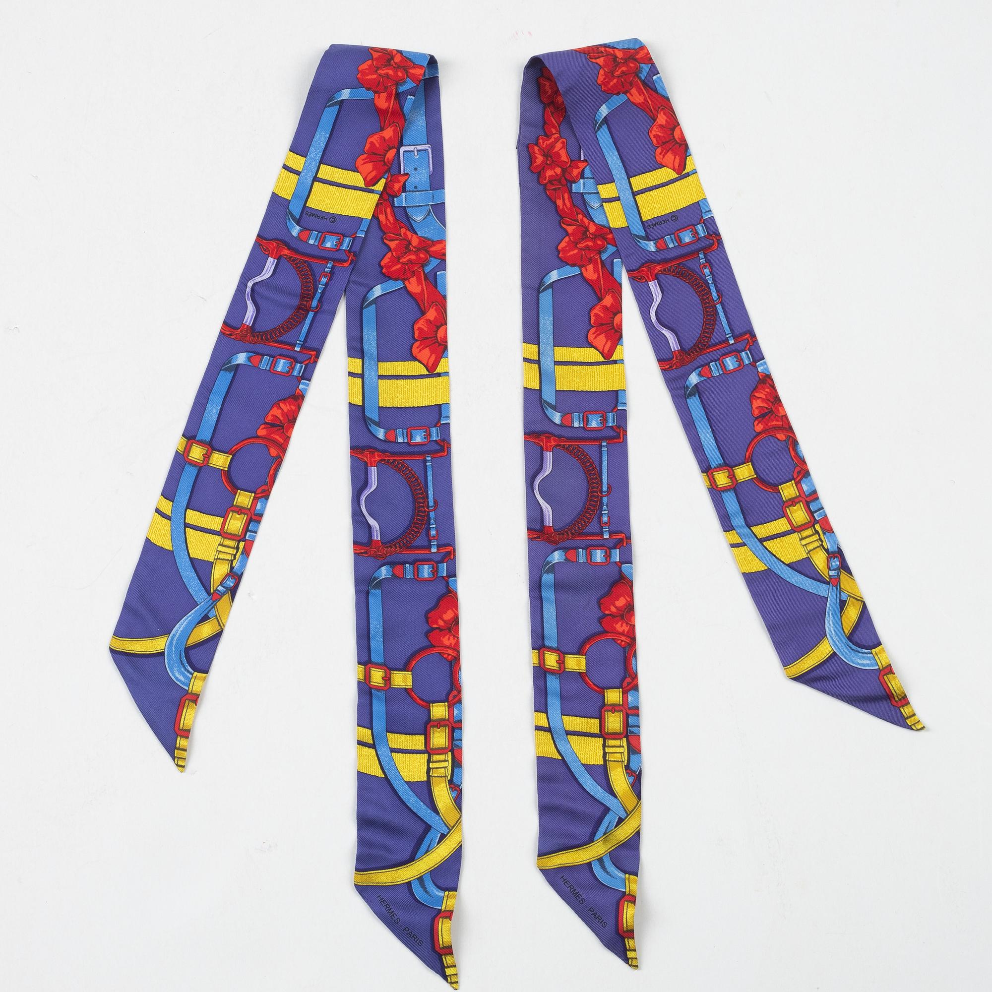 Hermès, "Twilly in the pocket" x 2.