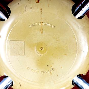 Arne Jacobsen, stolar 4 st "Sjuan" för Fritz Hansen, 1900-talets andra hälft.