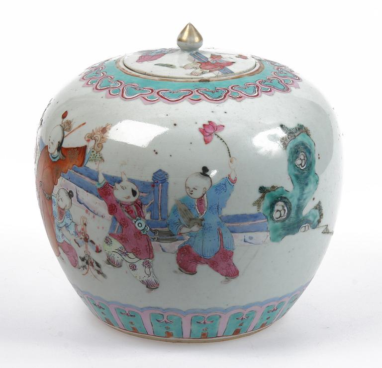 BOJAN MED LOCK, porslin, Kina 1800-tal.