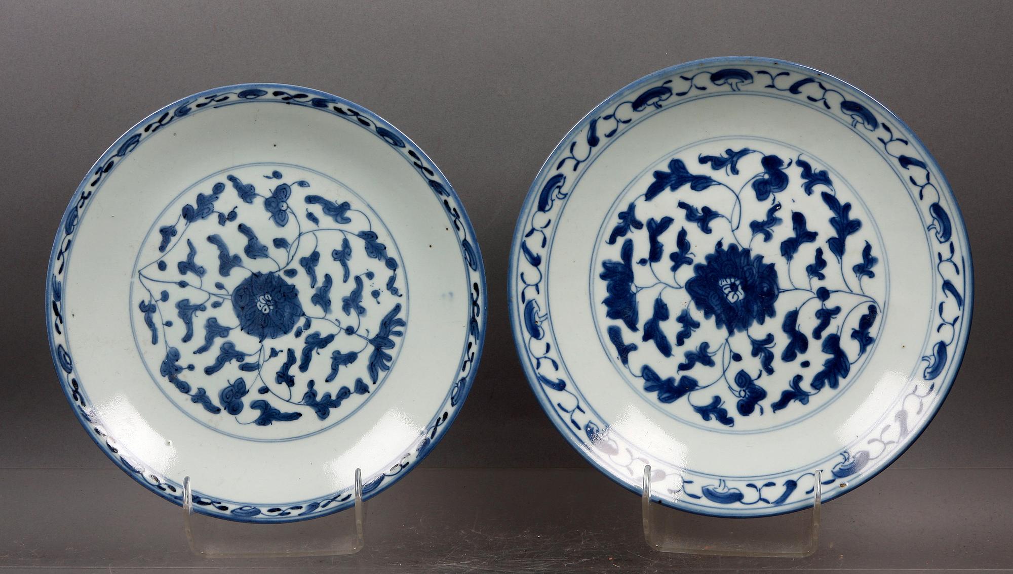 FAT, 2 st. Porslin, Kina, 1800-tal.