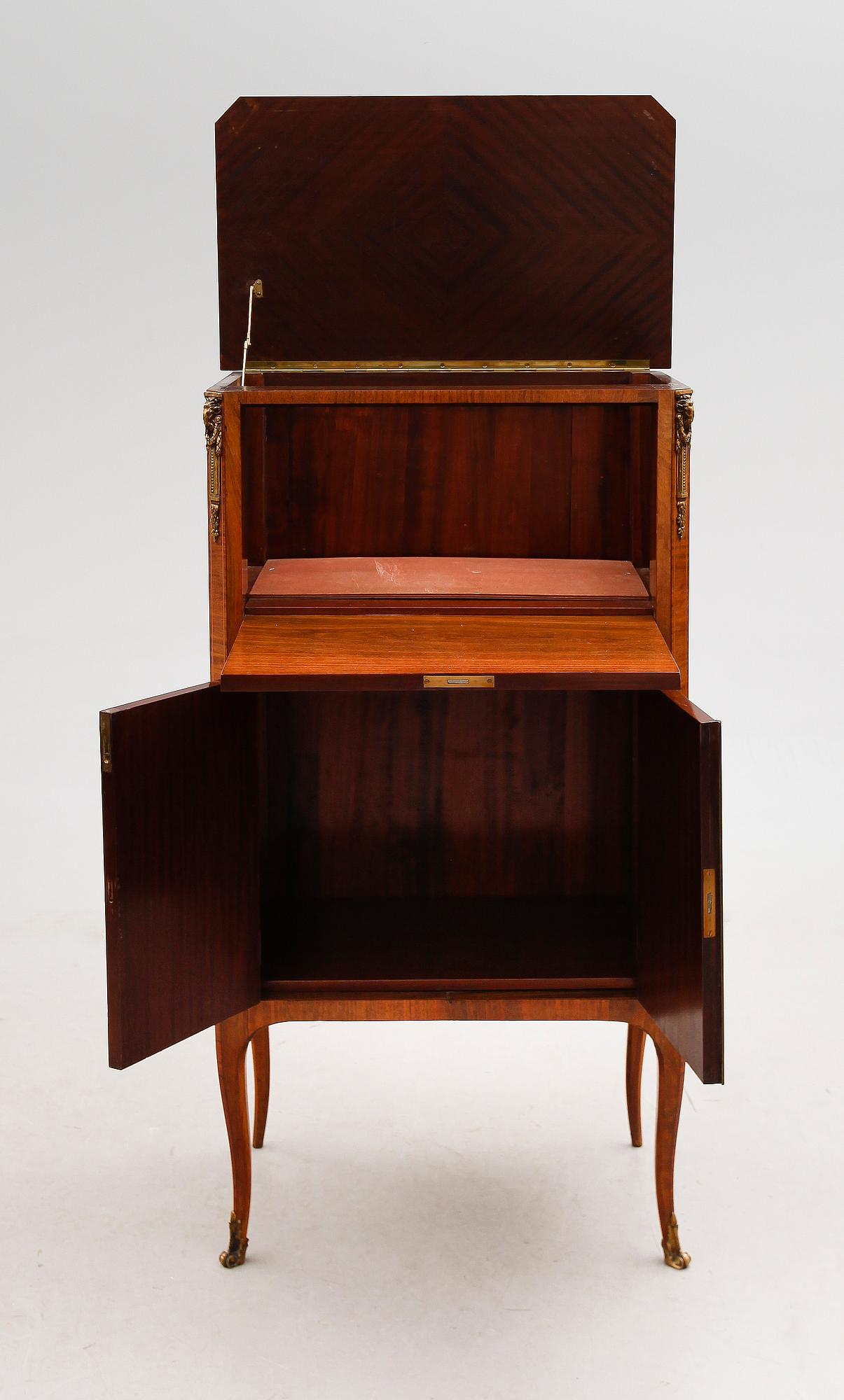 BAARIKAAPPI, kustavilaistyylinen, 1900-luvun puoliväli.