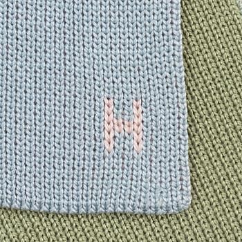 Hermès, 3 silk ties.