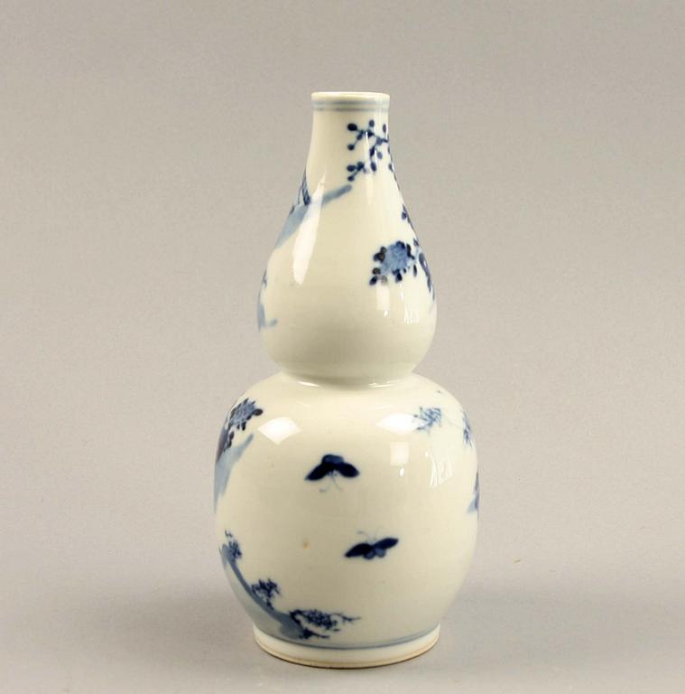 VAS, porslin, Kina, Kangxi-stil, 1900-1910.