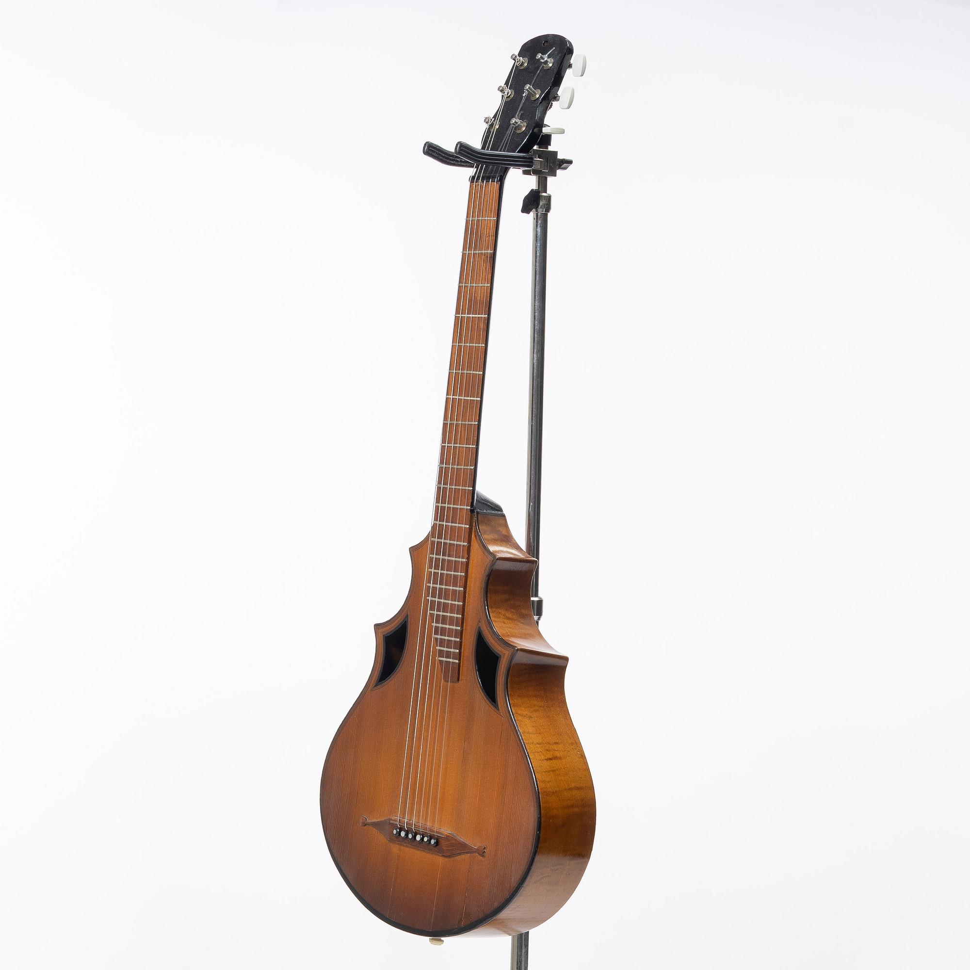 Bernhard Enzensperger, acoustic guitar, "No 73", 1836, Austria.