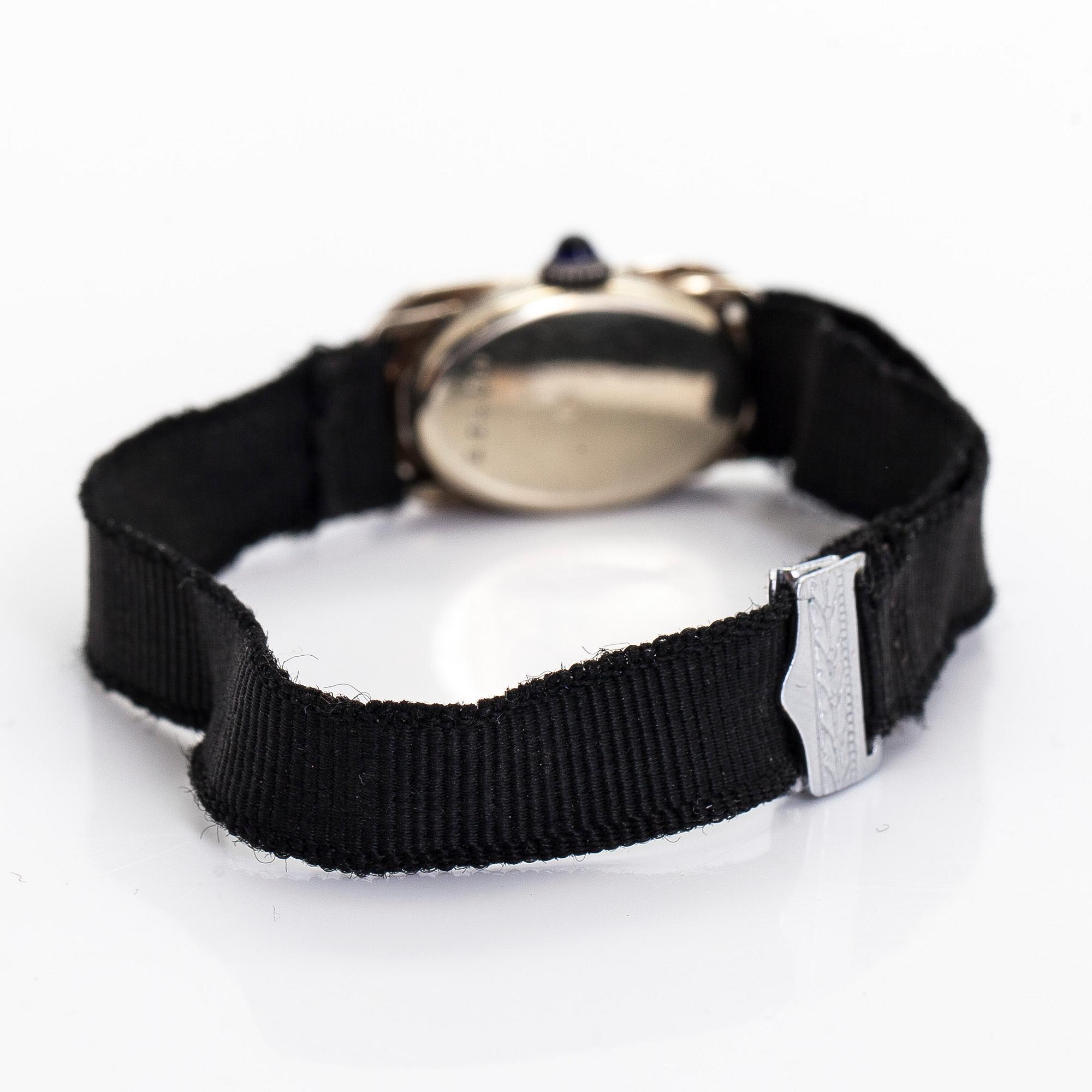 Wristwatch, 25 x 13 mm, Art Deco, rose cut diamonds, faceted sapphires, 18K white gold.