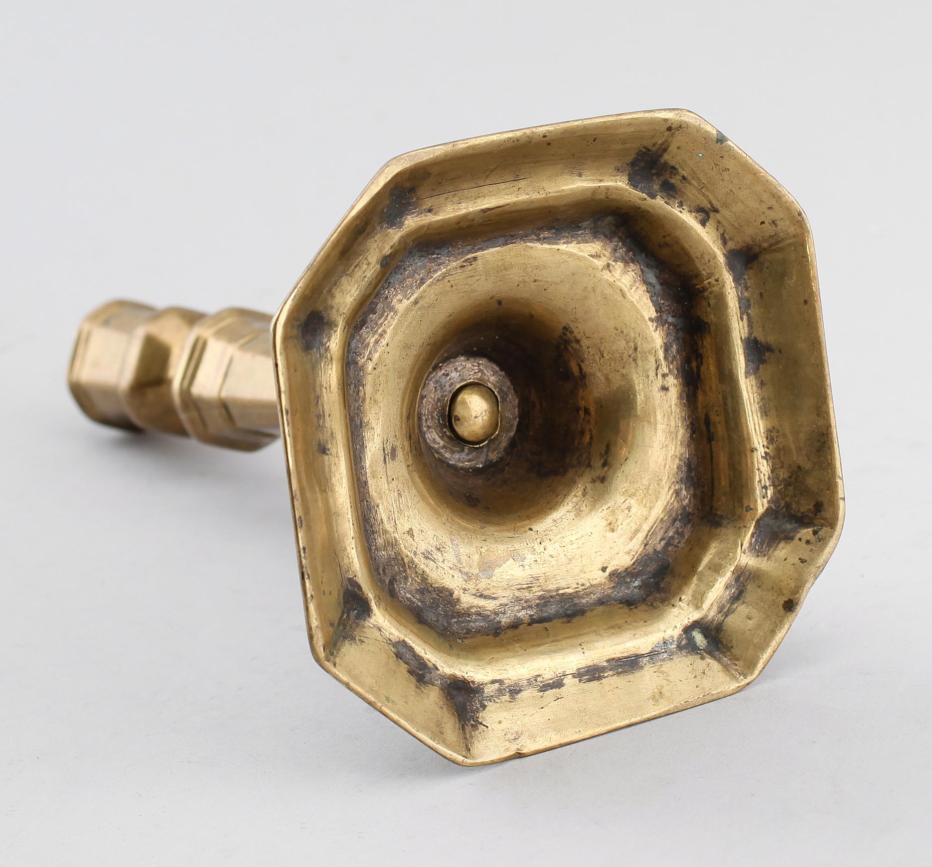 LJUSSTAKE, mässing, 1700-tal.
