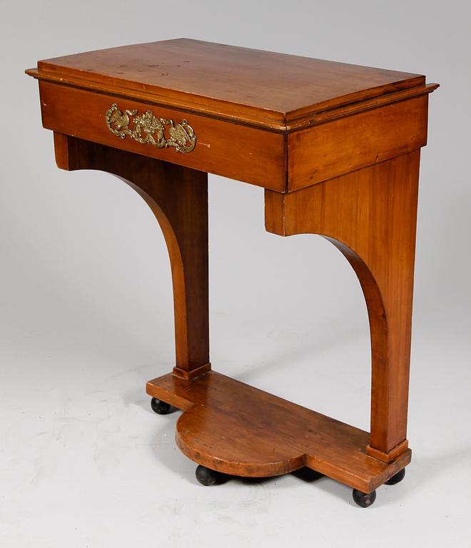 TRYMÅBORD, empire, 1800-talets första hälft.