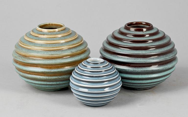 VASER, 3st, keramik, Ewald Dahlskog, Bo Fajans, 1930-tal.