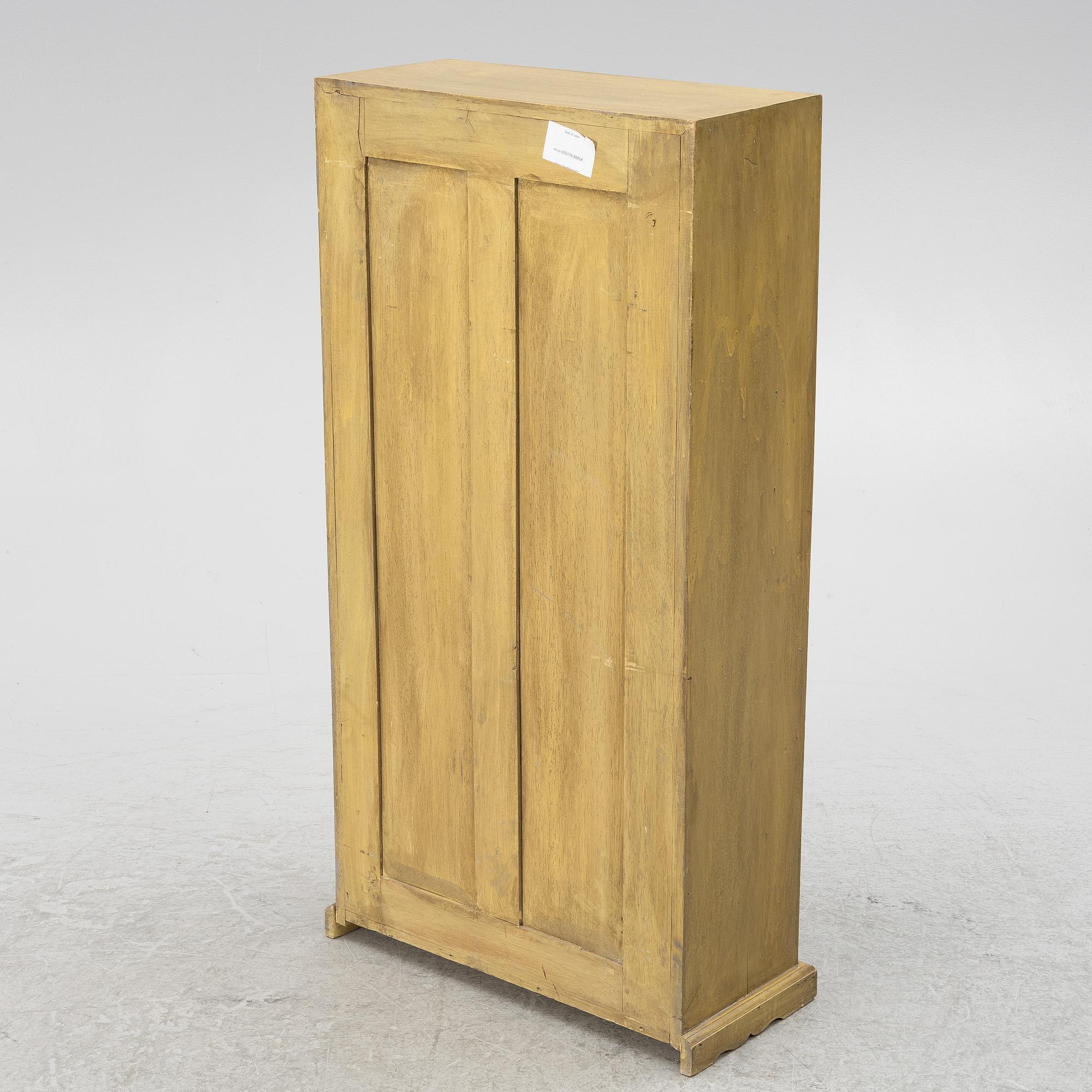 Spice cabinet/drawer, contemporary.