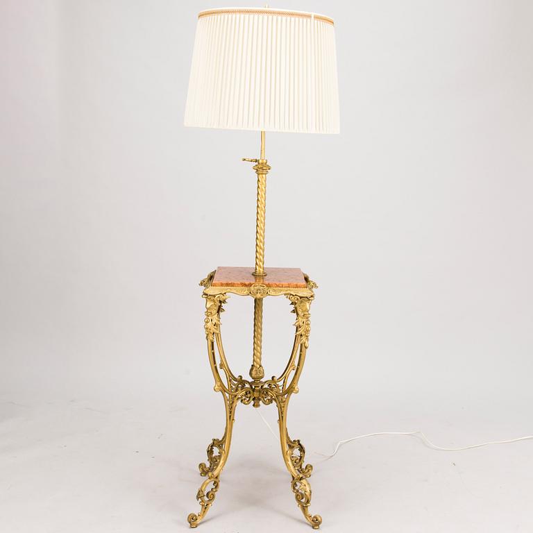 TUOLIPARI ja PÖYTÄVALAISIN, vuosisadan vaihde 1900 ja 1900-luvun loppupuoli.