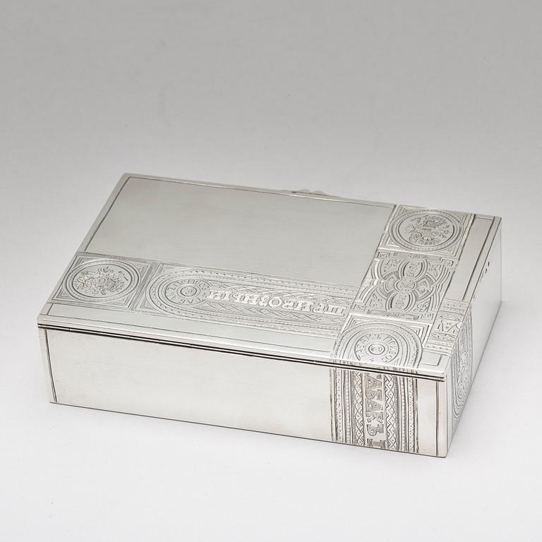 A Russian early 20th century parcel-gilt silver cigarr-box, unidentified makers mark, Moscow 1908-1917.