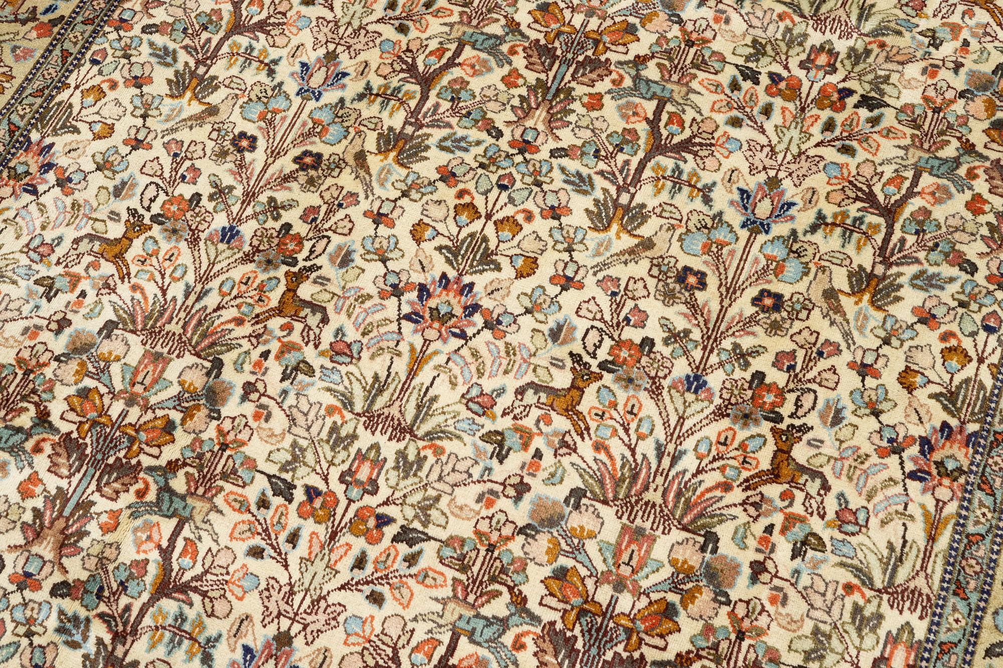Carpet, Tabriz Tabatabai ca 282x195 cm.