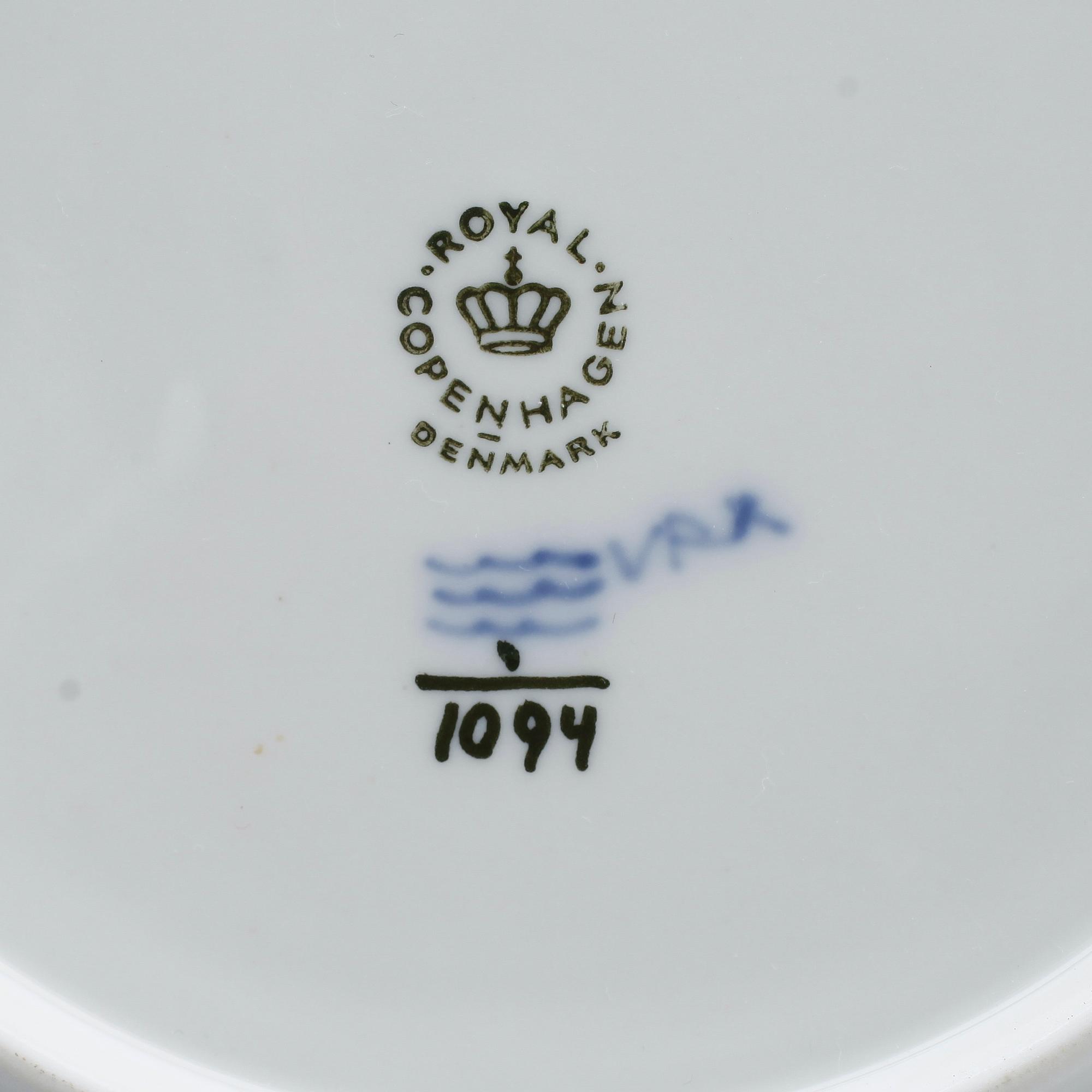 ASSIETTER, 24 st (12+12), musselmalet, Royal Copenhagen.