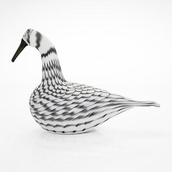 Oiva Toikka, a 'Swan' glass bird, signed O. Toikka Nuutajärvi 128 2005.