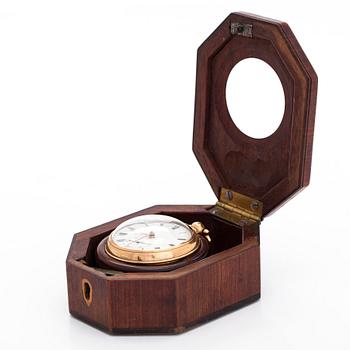 Taskukello, 52 mm, 18K kultaa, John Moncas, Liverpool, 1800-luvun ensimmäinen puolisko.