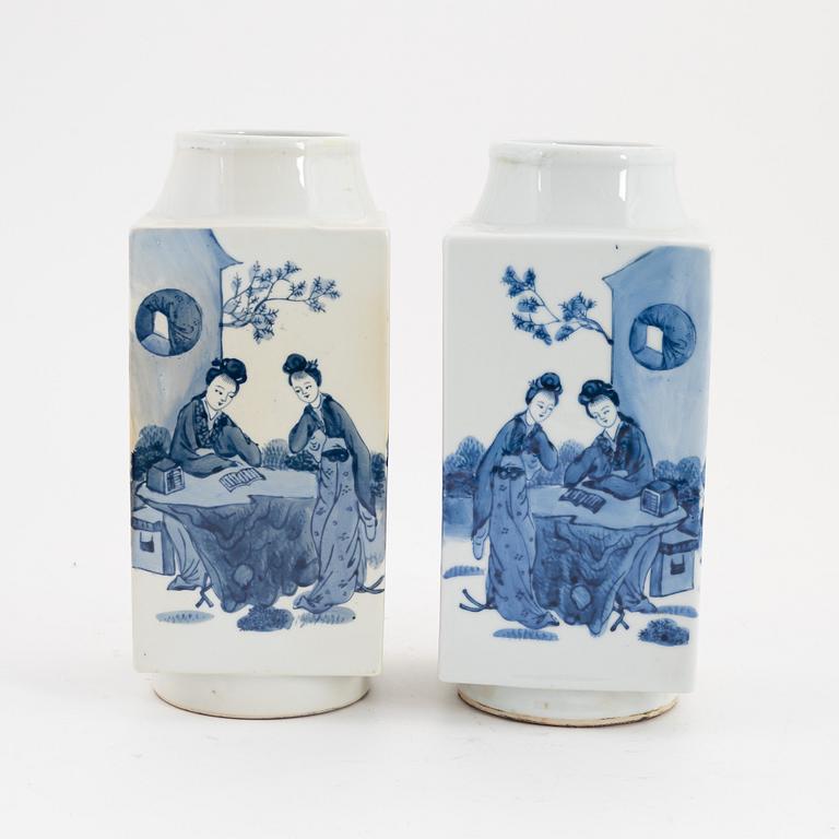 A pair of Chinese blue and white  'Cong' vases, 20th Century.