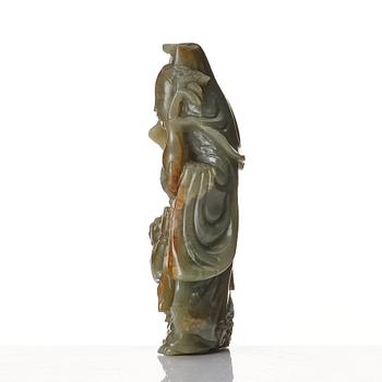 A nephrite sculpture of Guanyin, Qing dynasty, 19th Century.