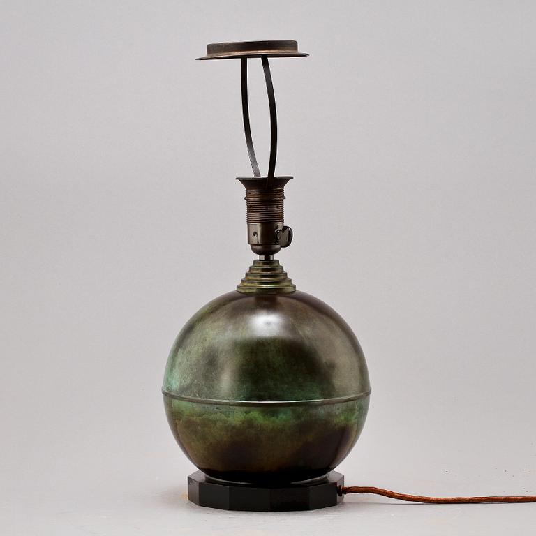 BORDSLAMPA, art deco, omkring 1930.