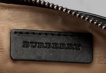 CLUTCH, Burberry.