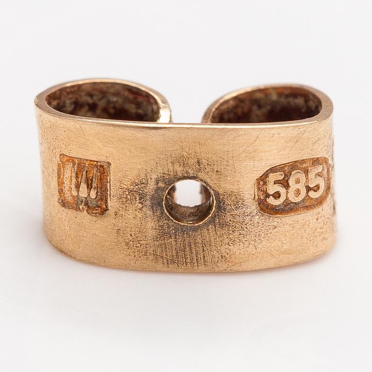 Björn Weckström, A pair of 14K gold earrings "Nugget". Lapponia.