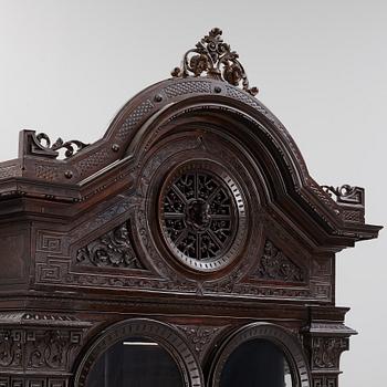 A neo renaissance cabinet from the late 19th century.