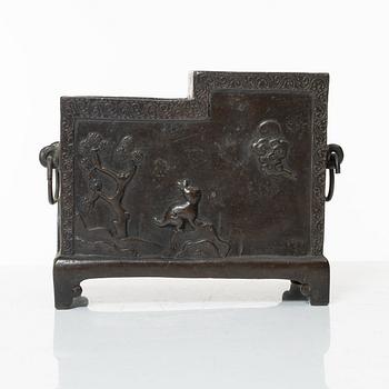 Sakevärmare / ställ, brons, Japan, Meiji (1868-1912).