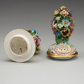 A pair of Meissen pot-purri jars with covers, 19th Century.