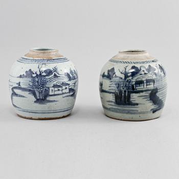BOJANER, 2 st, porslin, Kina, 1800-tal.