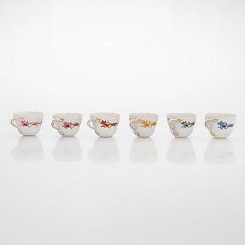Meissen, a 6-piece set of porcelain demitasse coffee cups with saucers, "Rich Court Dragon", 20th century.