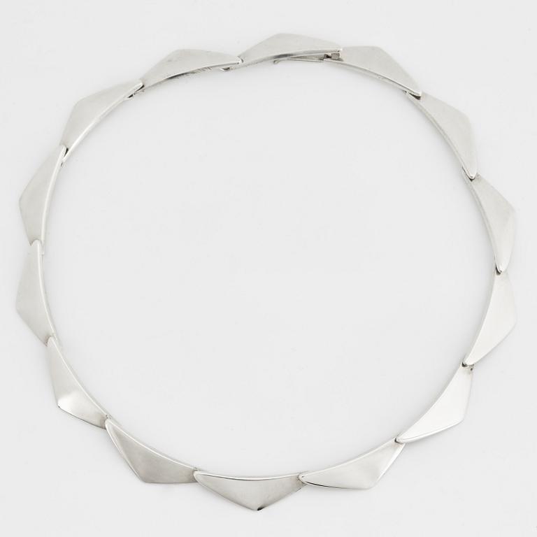 BENT GABRIELSEN, a sterling silver 'Peak' necklace from Georg Jensen.