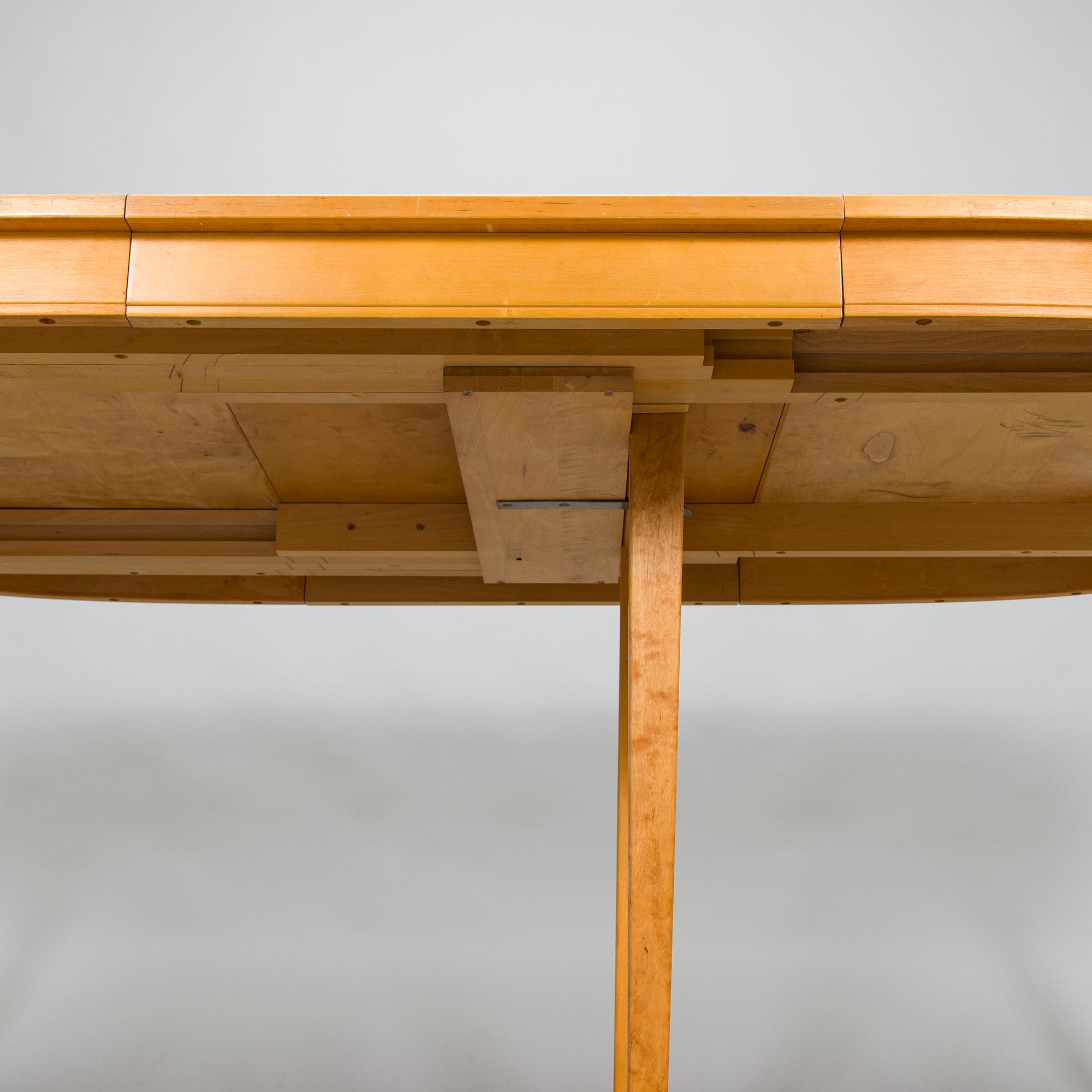 Carl Malmsten, matbord, "Herrgården", och stolar, 10 st, "Birgitta", Bodafors 1960-tal.
