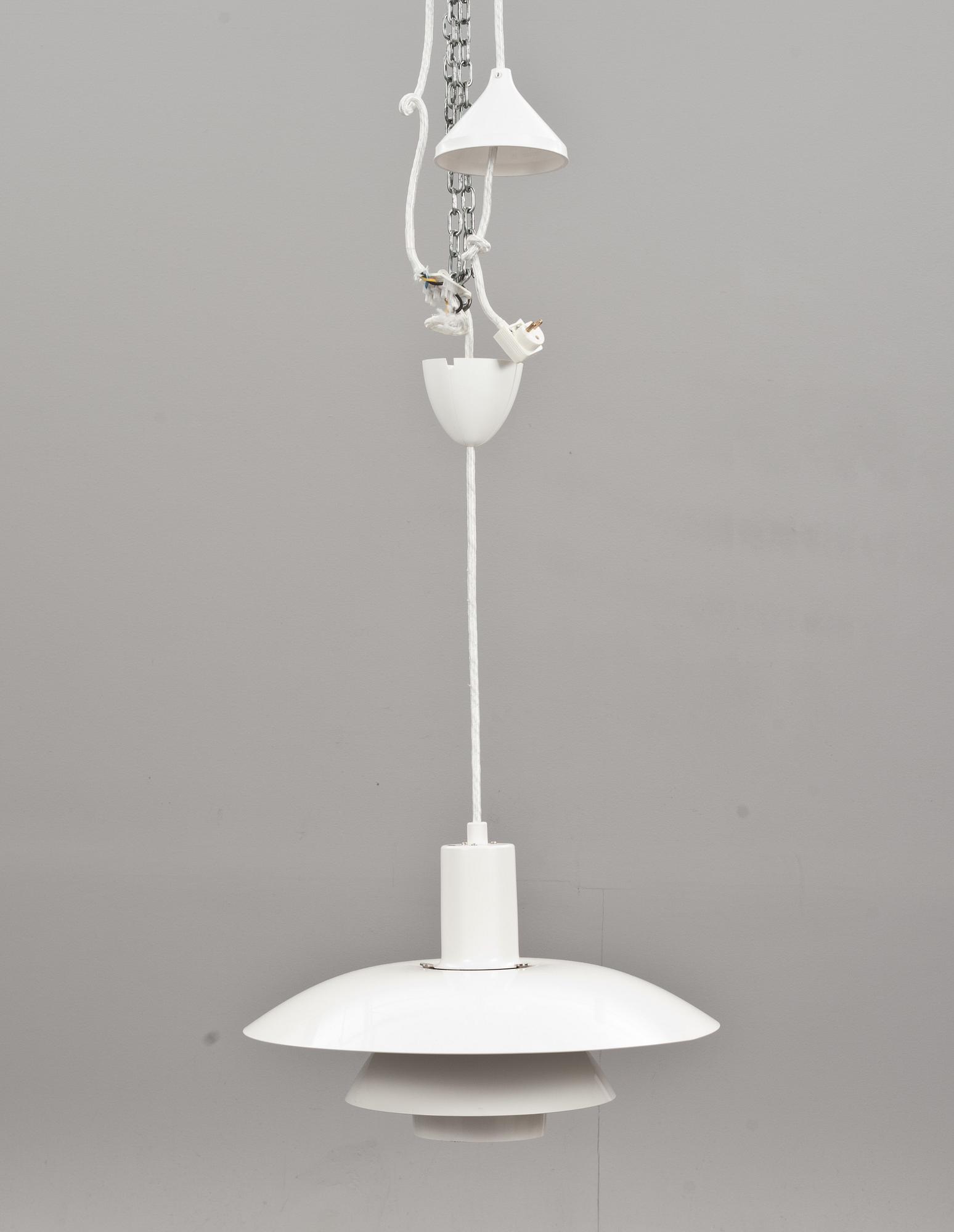 TAKLAMPA, PH-4, Poul Henningsen för Louis Poulsen Danmark.