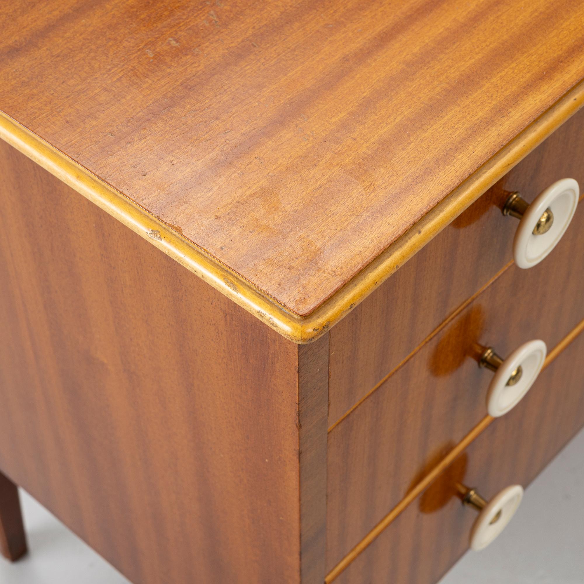 Chest of drawers, Swedish Modern, 1940s.