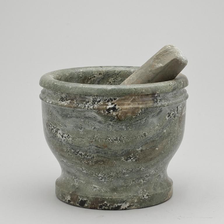 MORTEL med STÖT, marmor, 1900-tal.