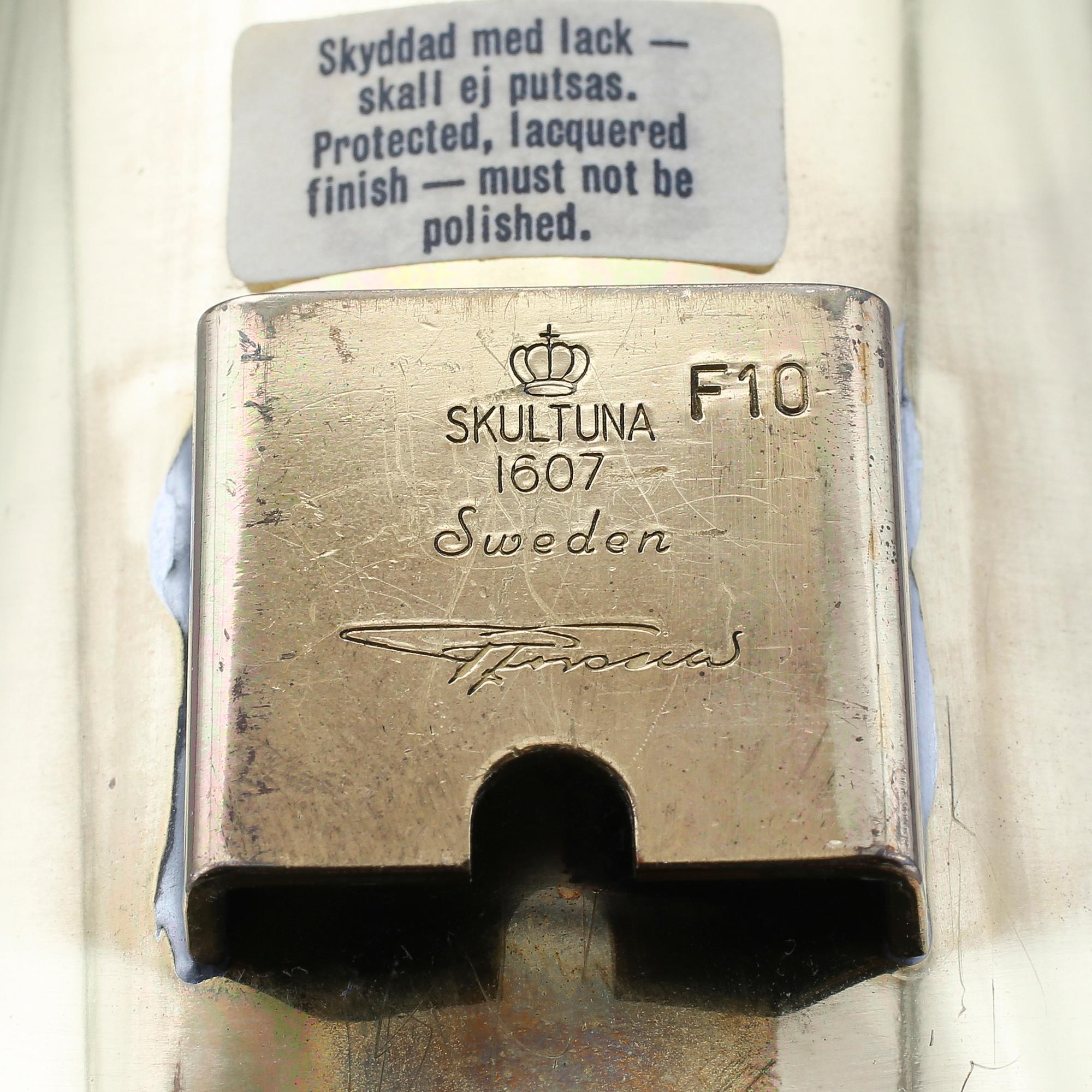 VÄGGLJUSSTAKAR, 2 st, mässing, "Reflex", Pierre Forsell, Skultuna, 1900-talets andra hälft.