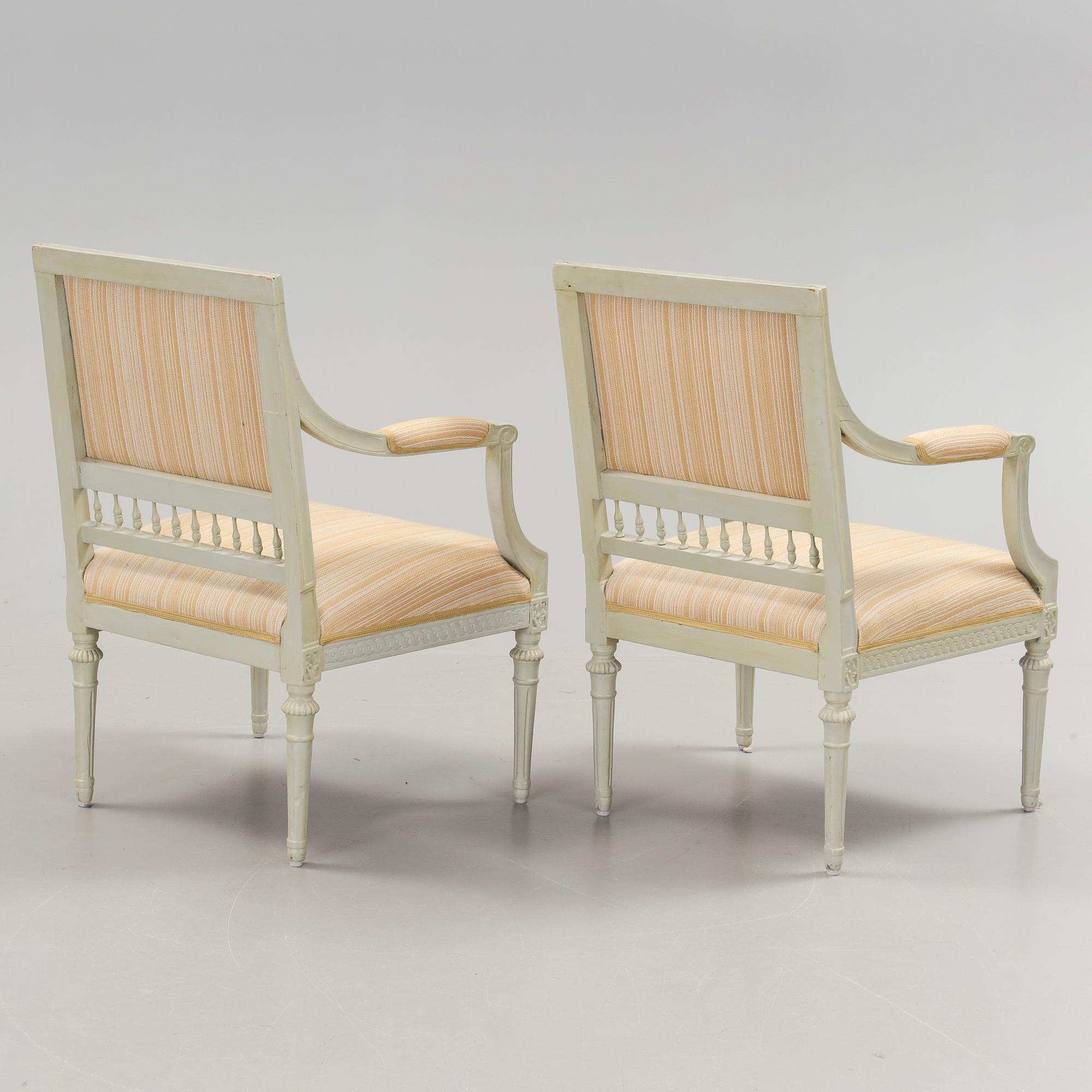 KARMSTOLAR 2 st, gustavianska, Lindome, omkring 1800.