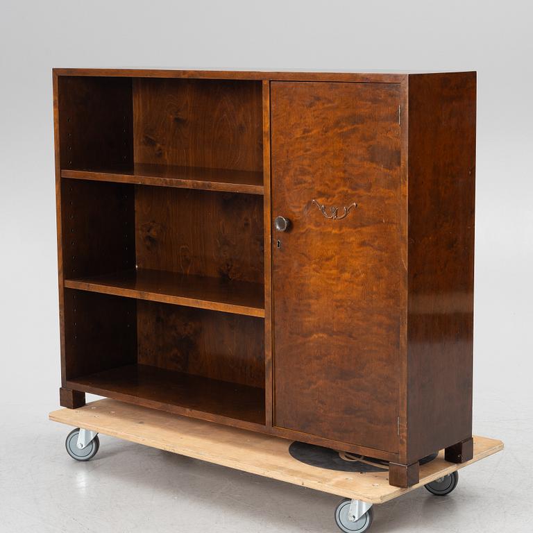 A  1930s functionalist bookcase.