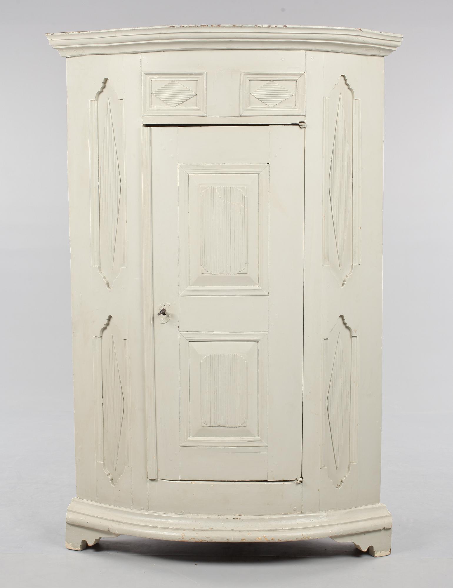 HÖRNSKÅP, gustavianskt, sekelskiftet 1700/1800.