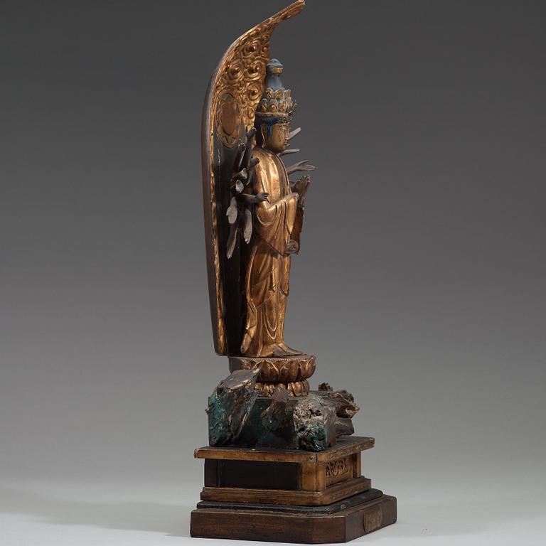 BODHISATTVA, lackerat och förgyllt trä. Japan, Edo, 1700-tal.