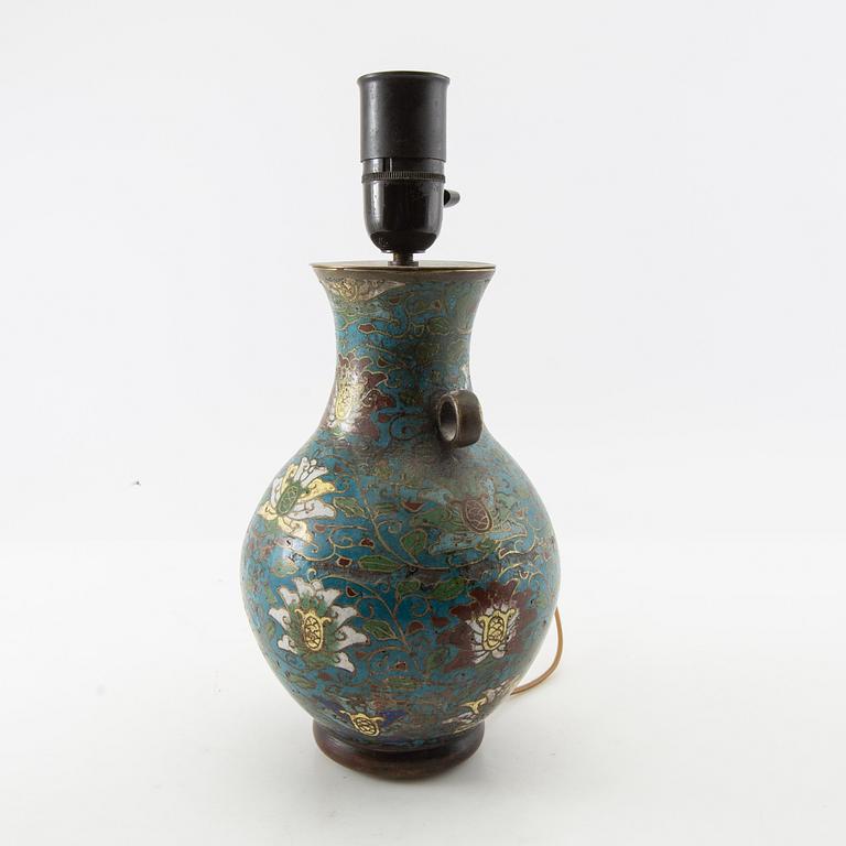Bordslampa/Vas Kina Cloisonné omkring 1900.