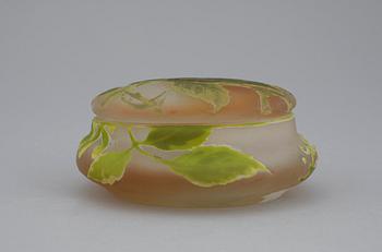 ASK MED LOCK, glas, Emile Gallé, Nancy, Frankrike. 1900-talets första hälft.