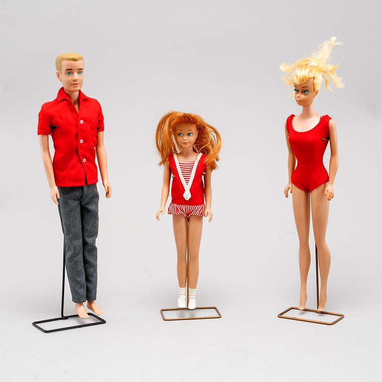 BARBIEDOCKOR, 3 st, Mattel, samt tillbehör, 1960-tal.